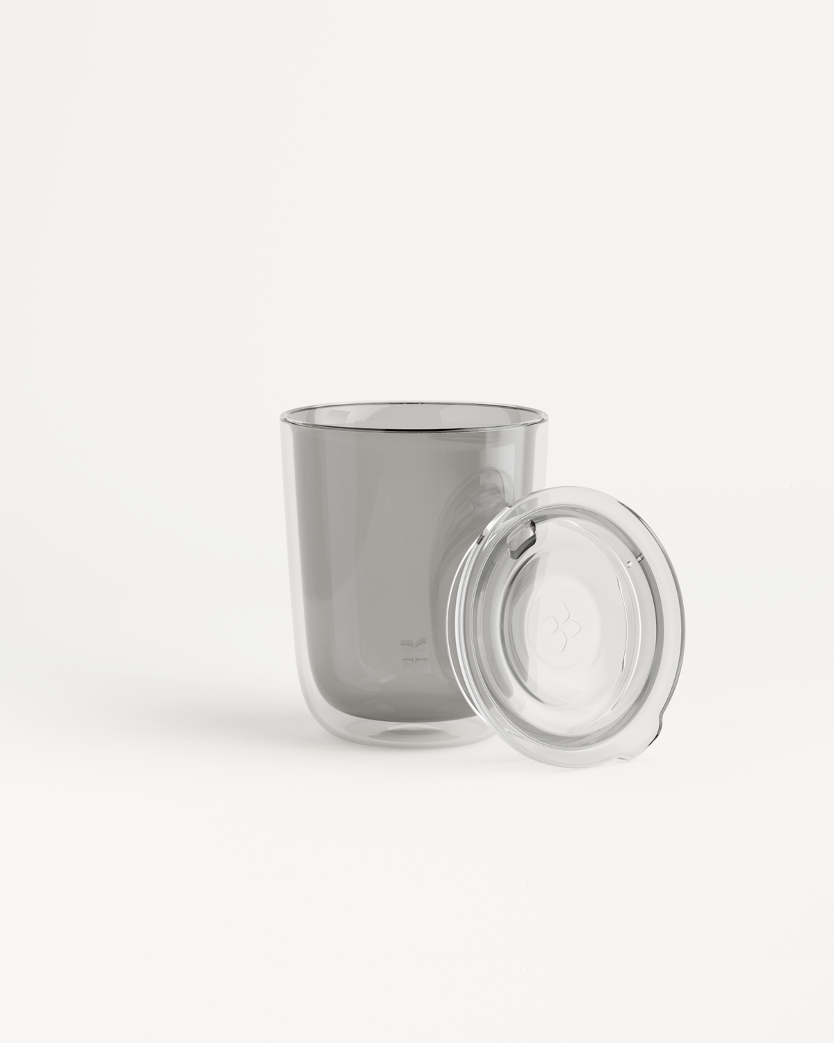Coffret Tasse en Verre with Sip Lid on display.