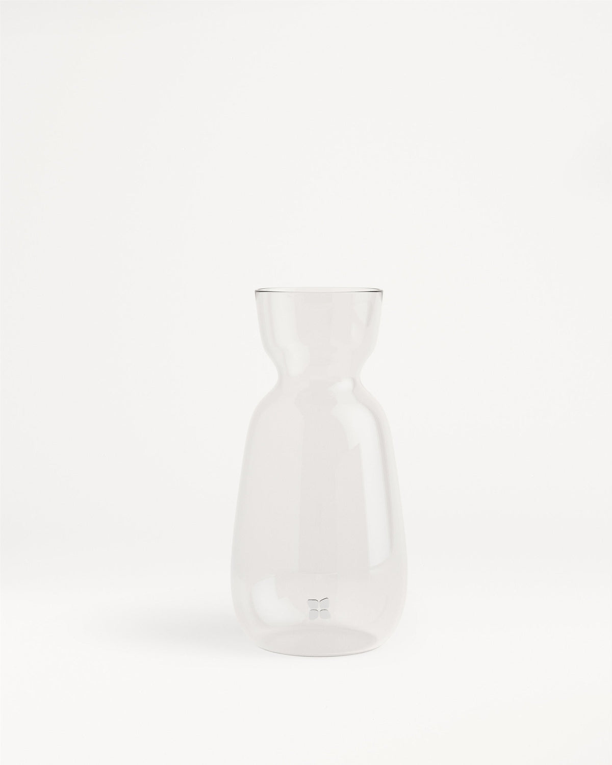Petite carafe en verre