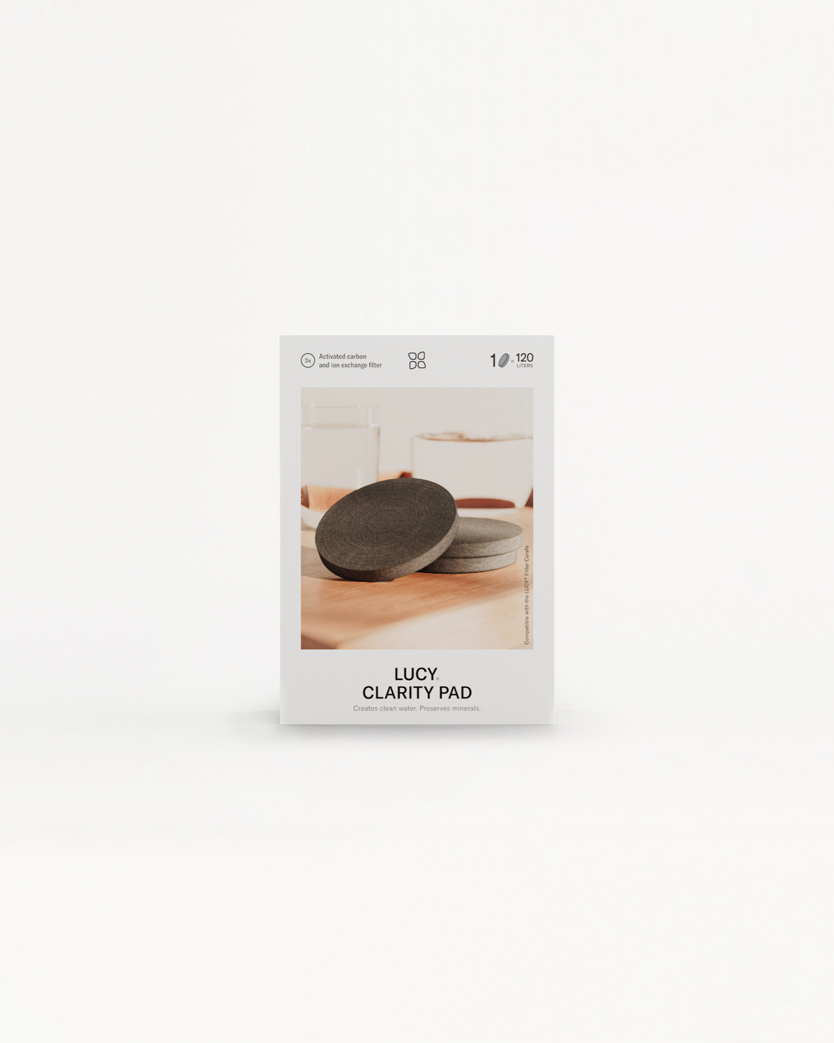 Clarity Pad LUCY® for filtering tap water impurities.